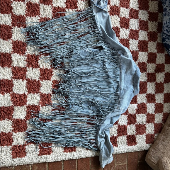 Levi's Light Blue Fringe Jean Jacket - Picture 4 of 9